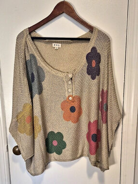 POL Groovy For You Ivory Floral Knit Henley Sweater Small